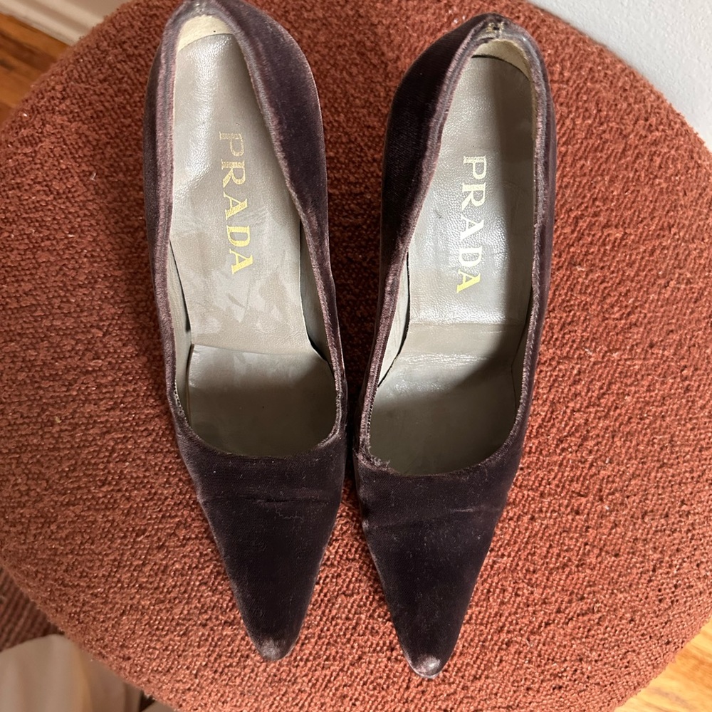 Prada 90’s Chocolate Brown Velvet Block Heel Pumps - Women - Picture 7 of 10